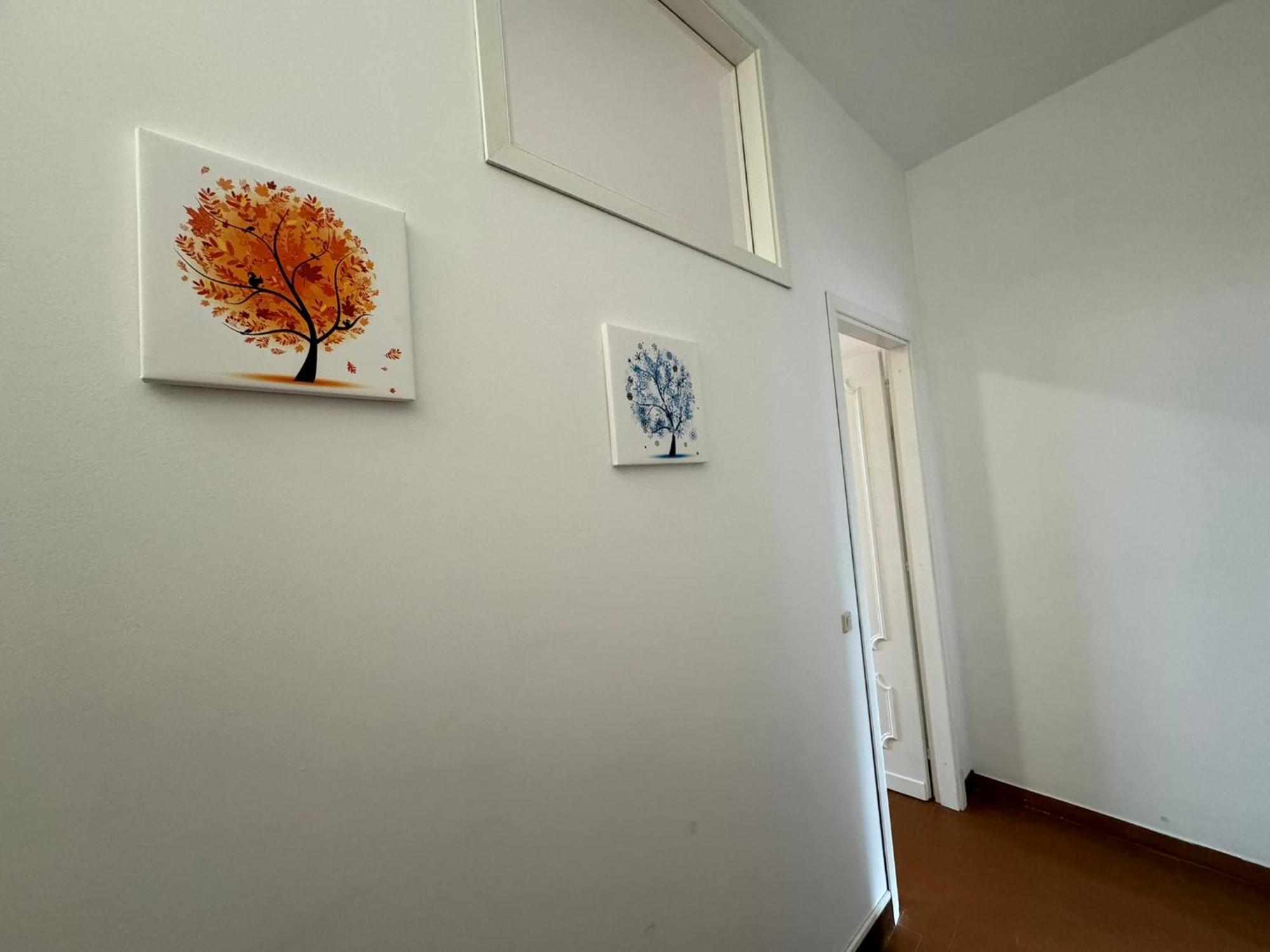 Monastero Ss. Annunziata Hotel Todi Exterior foto A wall painted with a white emulsion paint